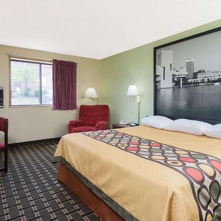 Hotel Super 8 By Wyndham Twinsburg/Cleveland Area Esterno foto
